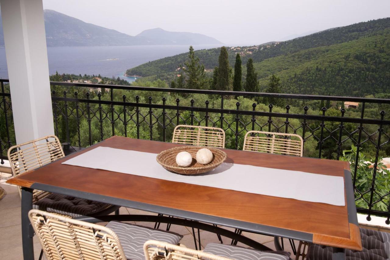 Tettix Summer House Fiskardo Exterior photo